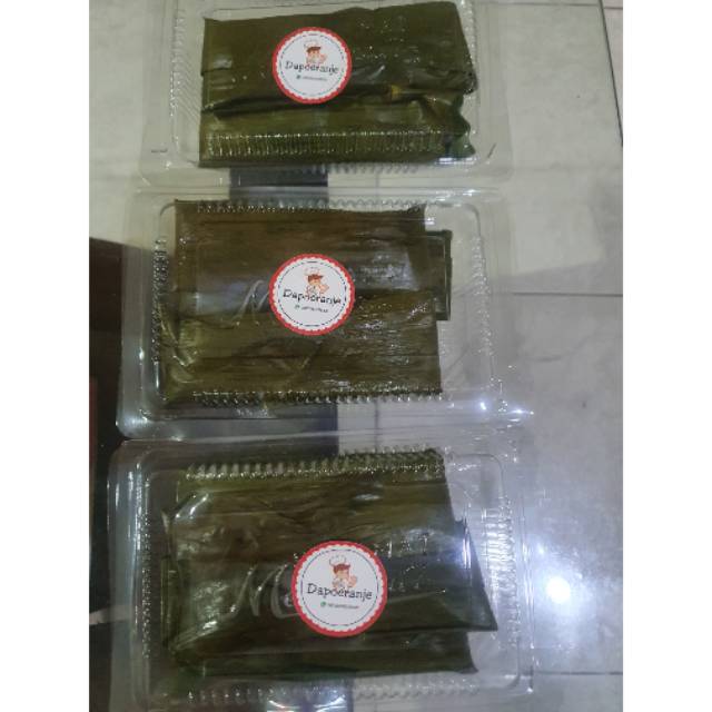 

Kue timus singkong hrg yg tertera untuk 5 pcs minimal order 4 pack