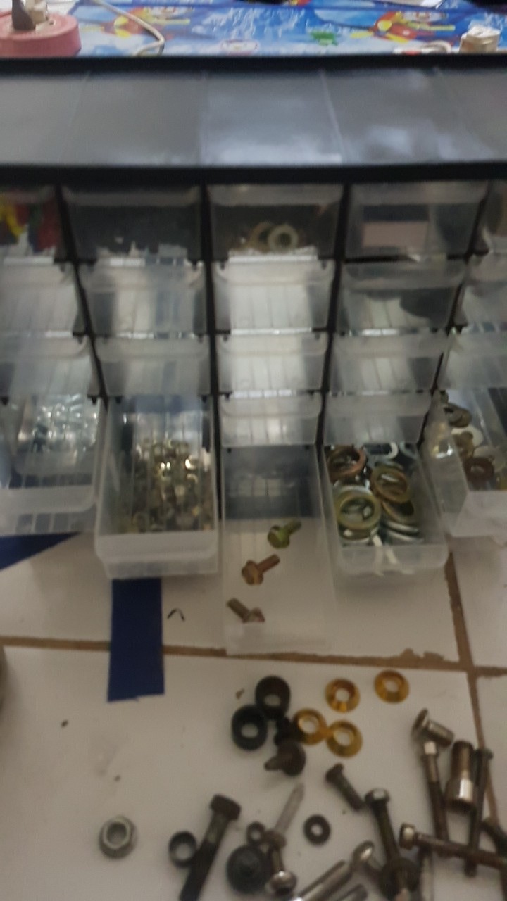 Kenmaster Rak / Kotak / Drawer Komponen 25 Slot Laci Partisi