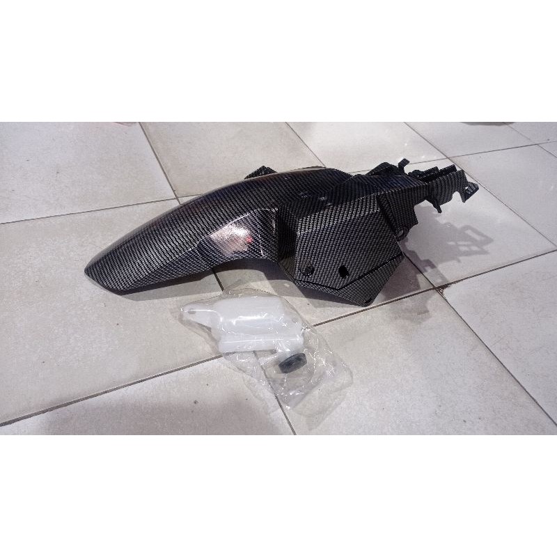 Hugger Vario125 150 carbon