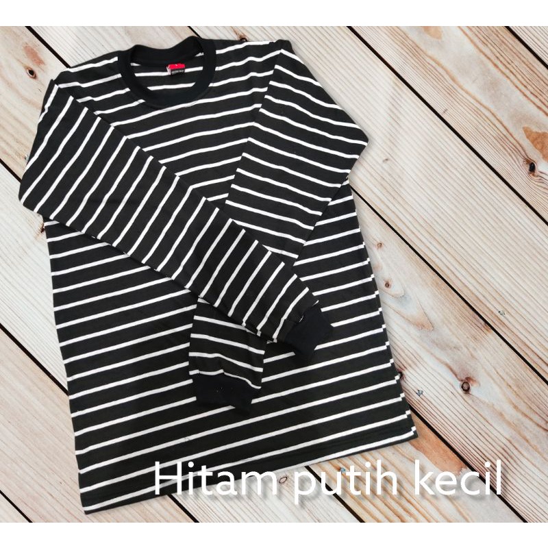 kaos stripe hitam putih kecil lengan panjang rip