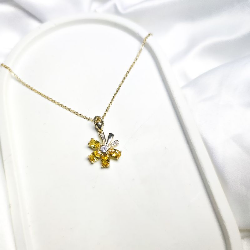 MUTIARA - Kalung Esme Aksesoris Fashion Korea Anti Karat Titanium Bunga Batu Kuning