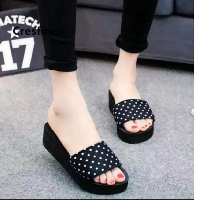 trxHh6H1--Sandal Wedges Wanita Polkadot Terbaru 2022
