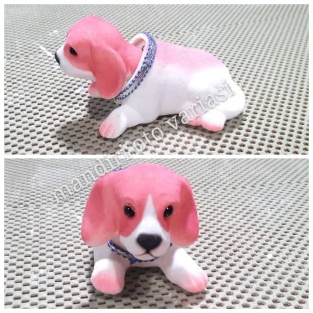 Boneka pajangan dashboard mobil boneka goyang motif anjing pink