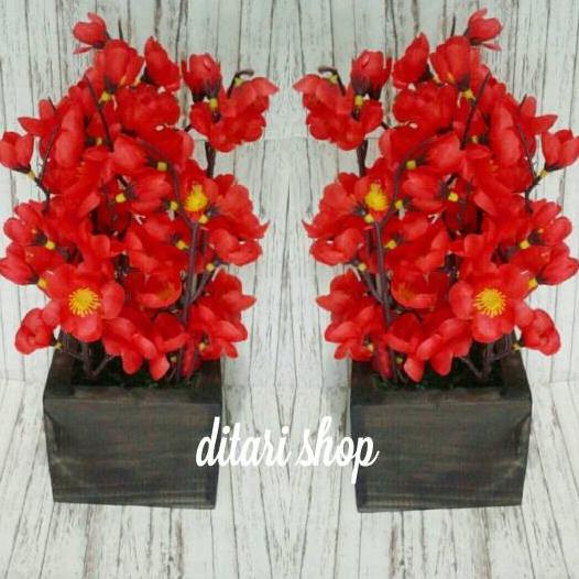 bunga artificial/bunga plastik sakura merah/dekorasi