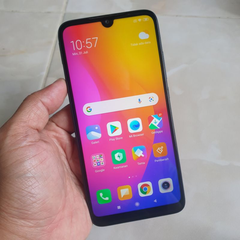 xiaomi redmi 7 3/32 ram 3gb rom 32gb second normal siap pakai