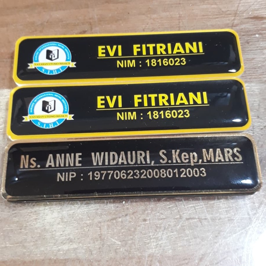 

name tag, nama dada warna 2x8 paku jambu dan magnet stainles