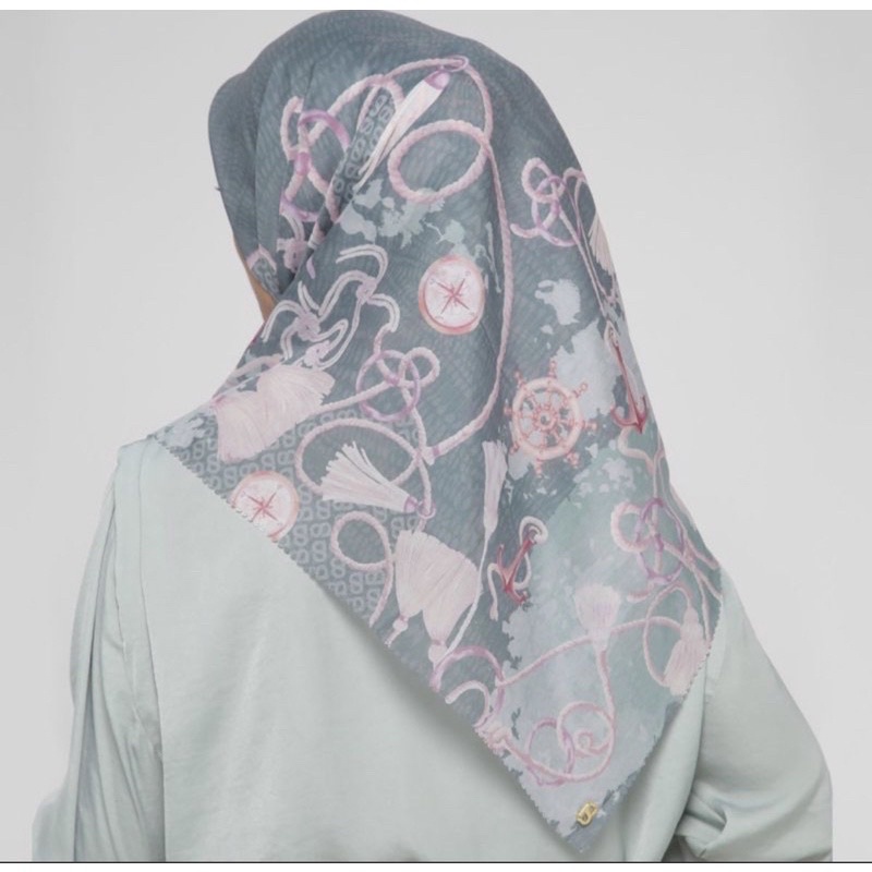 Preloved Buttonscarves Nautical Series Clove