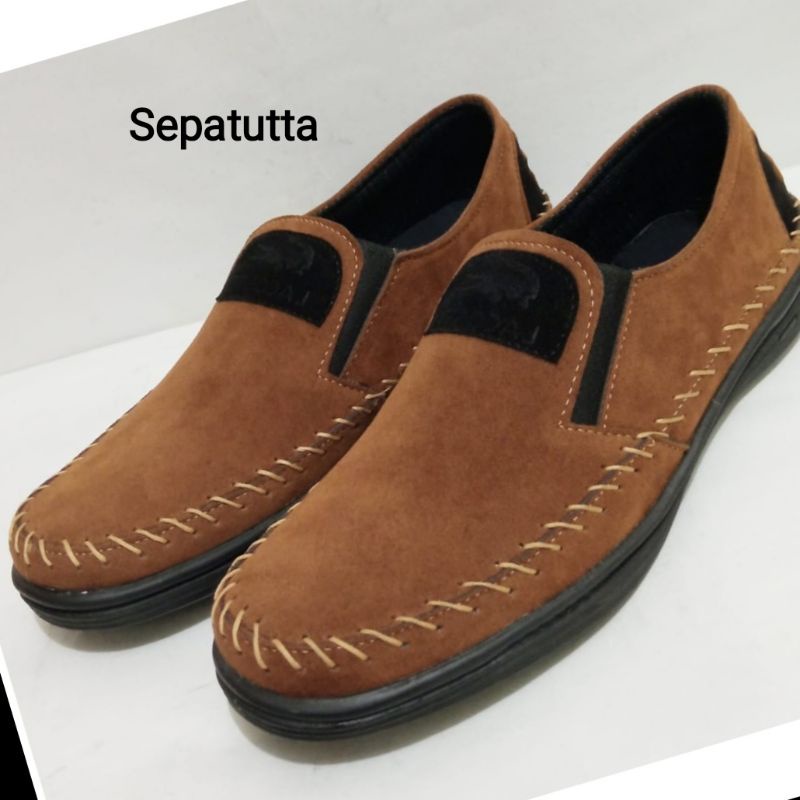 sepatu slip on pria sepatu casual Sepatu kerja