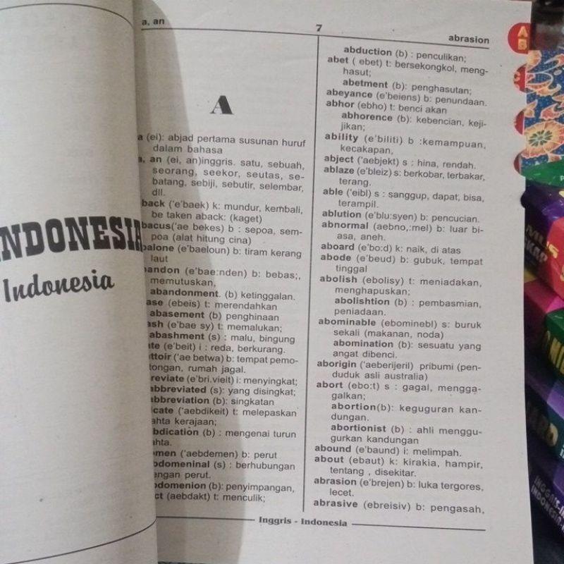 buku kamus lengkap 20 milliard A5 (15×21cm)