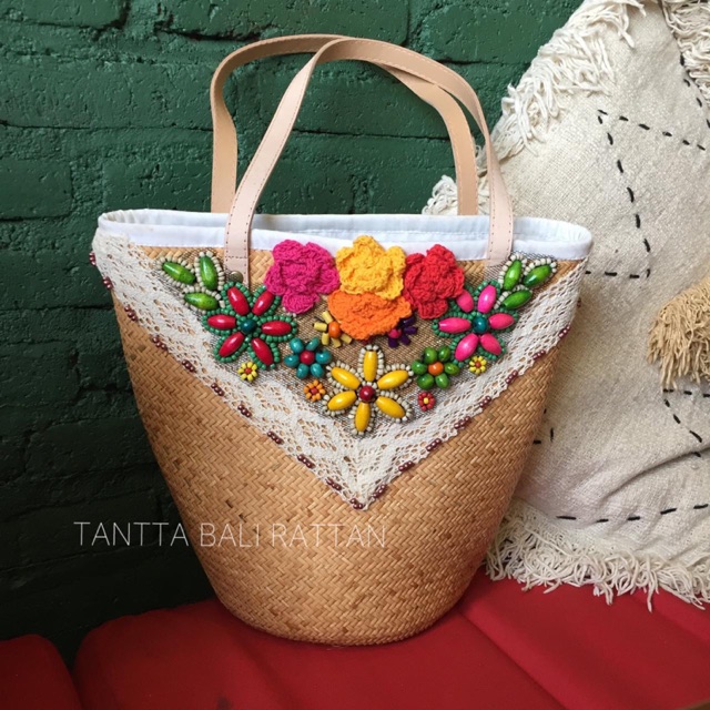 // AXLA // tas wanita bali, tas anyam bali, handmade bali, tas fashion wanita, tas unik