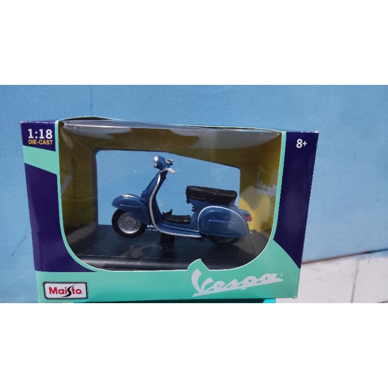 Diecast Maisto Miniatur Motor Vespa Sprint Veloce 150 1969