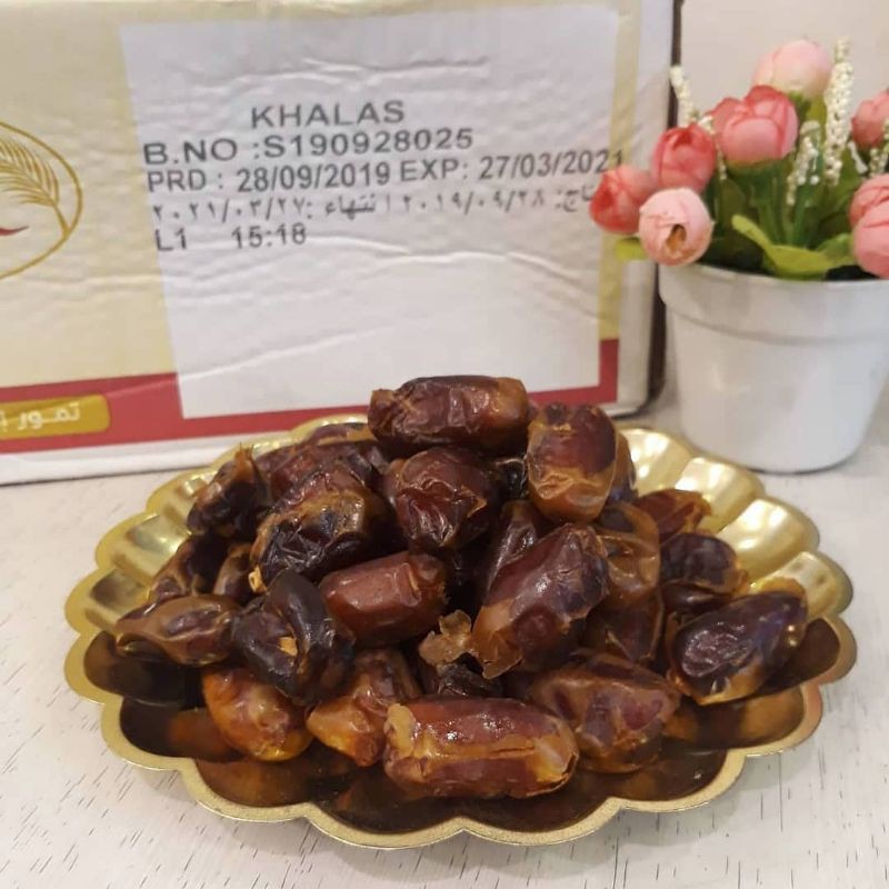 

Kurma khalas 1 kg