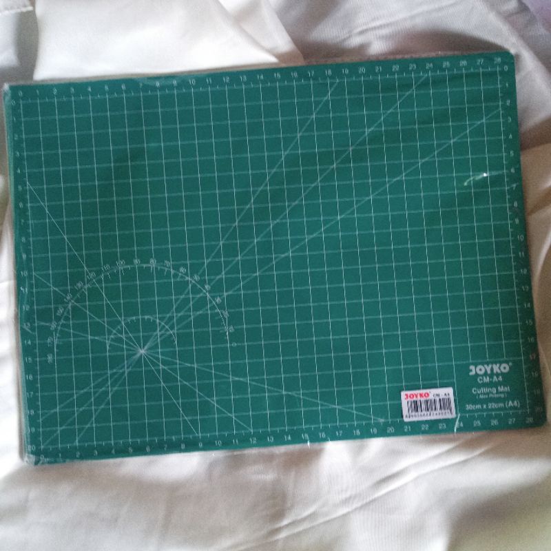 

Cutting Mat CM-A4 Joyko Alas Potong A4 Joyko Alas Pemotong A4