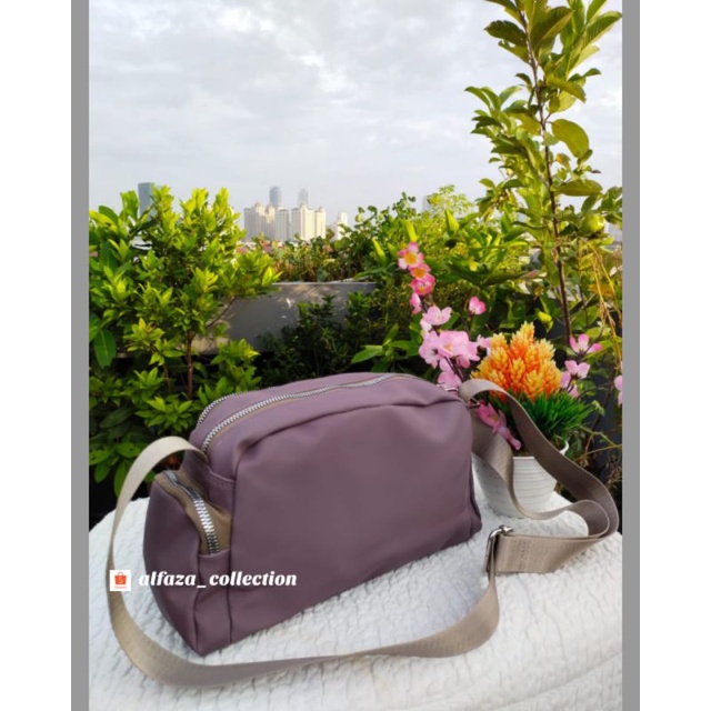 Tas wanita 5 res slingbag ukuran p25xT17cm