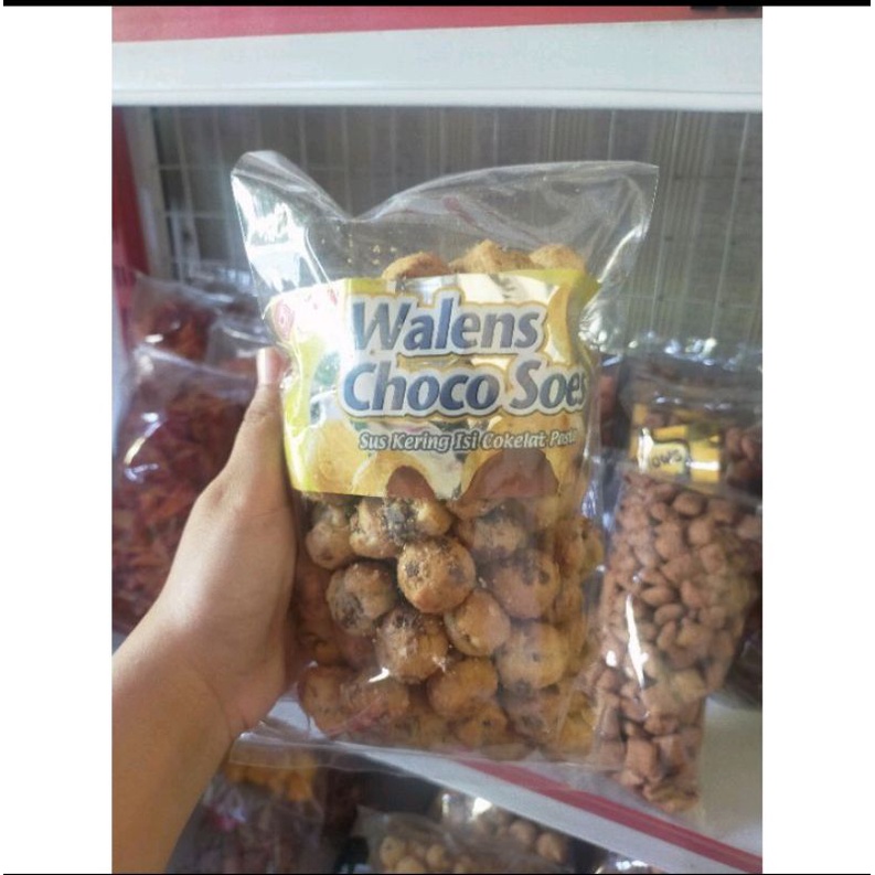 

SNACK AF KILOAN SOES KERING WALENS CHOCO SOES 500 gr