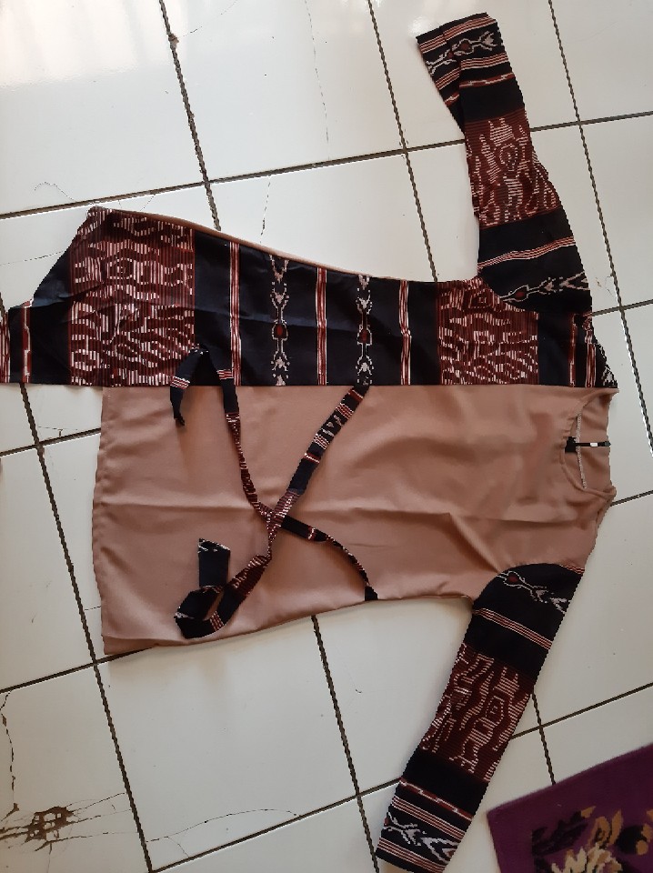 Batik Dolby Dolbi Dobby Doby Tenun Sutra Tulis Katun Atbm Baron Atasan Batik Wanita Sogan Srg308