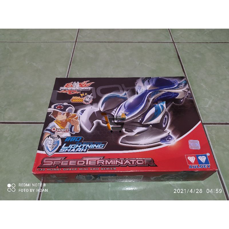 Auldey Go For Speed Lightning Shark 880