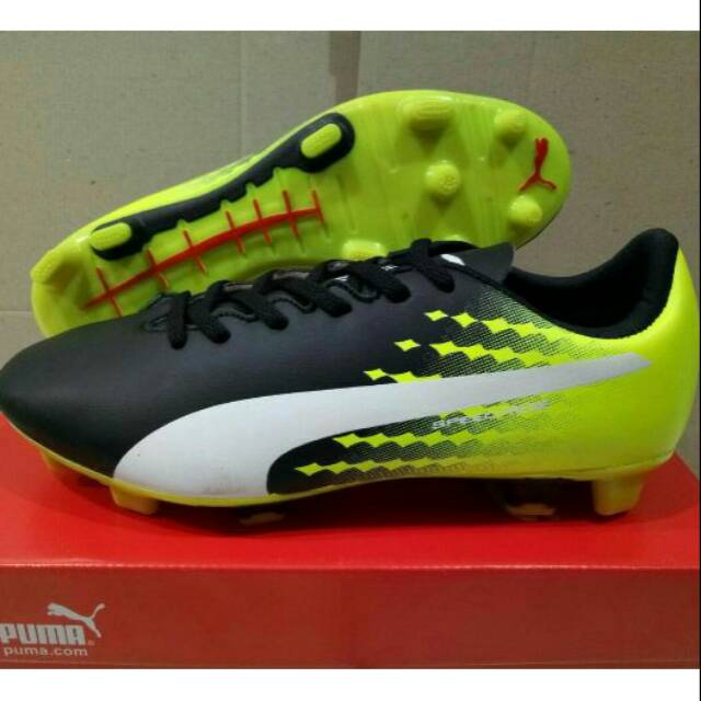 SEPATU OLAHRAGA PRIA BOLA PUMA SPEED FREME SOCCER GRADE ORI TERMURAH