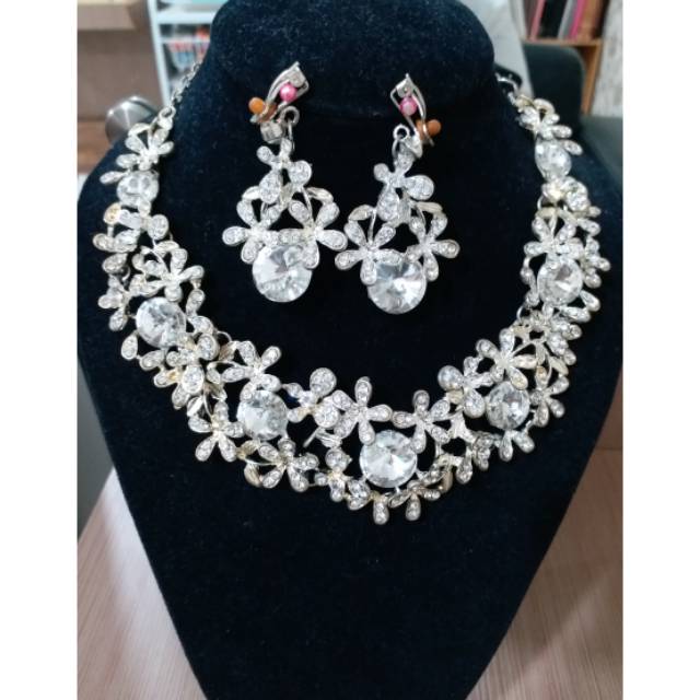 Kalung pengantin/ set perhiasan preloved
