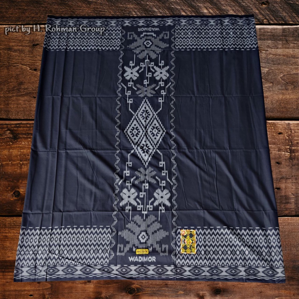 Sarung Wadimor Hitam Motif Bali Dewasa Original