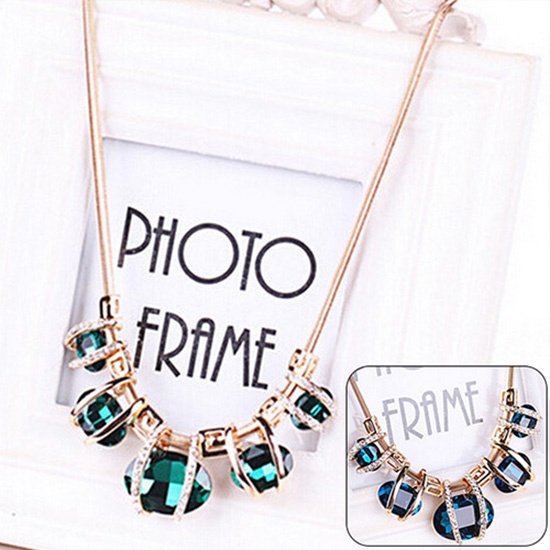 Hu Hu Hu Hu Hu Alat Bantu Pasang Kacamata♡ Kalung Rantai Dengan Liontin Kristal Warna Emas Untuk Wanita