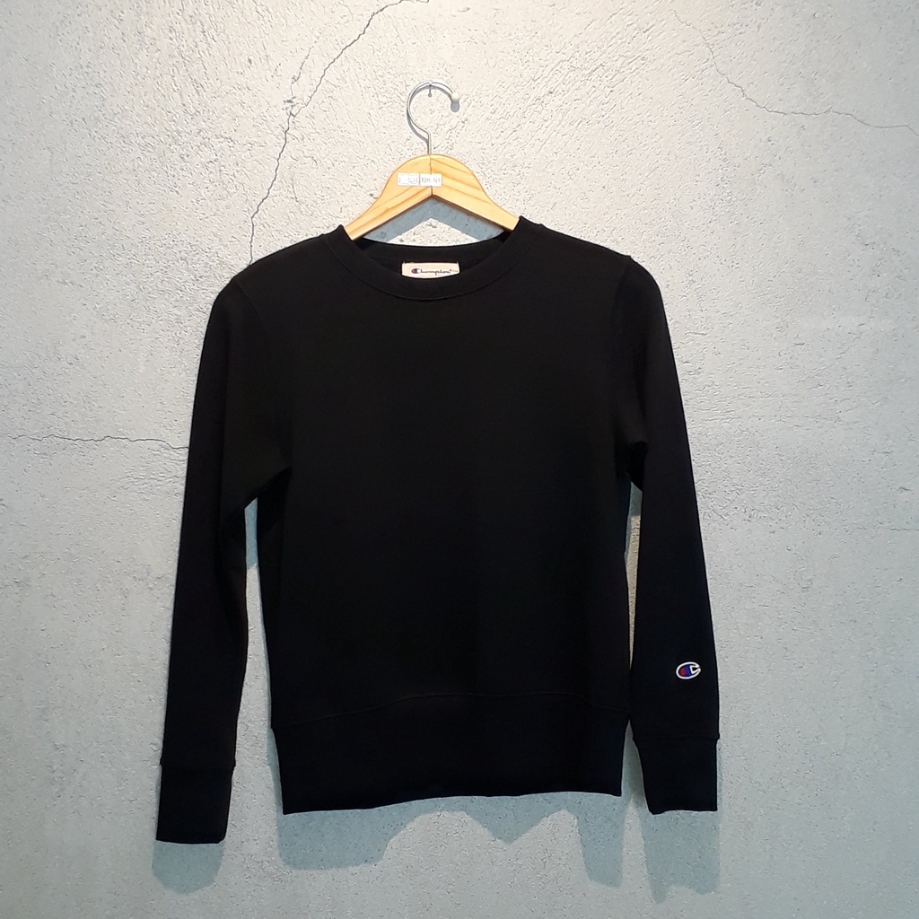 Jaket Wanita CHAMPION Crewneck Basic Black - Original 100%