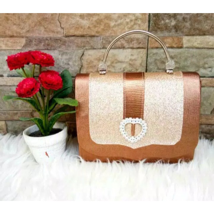 Tas Pesta Wanita Clutch / Tas Kondangan