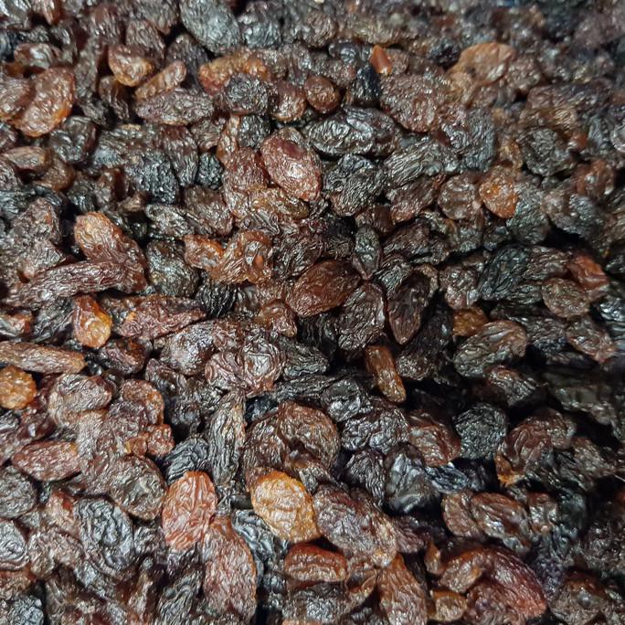 

Dark Brown Raisin / black raisins kismis IMPORT china 250 gram GROSIR PROMO SPECIAL Kode 370