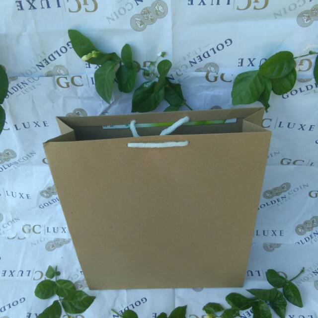 paperbag craf jumbo sablon tas toko, butik, souvenir ukuran 30x10x40 ( PxLxT)