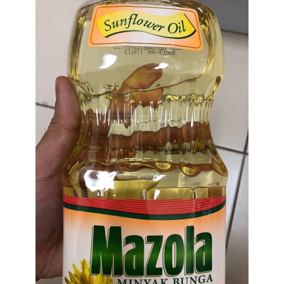 Mazola Sunflower Oil/ Minyak bunga Matahari 900ml