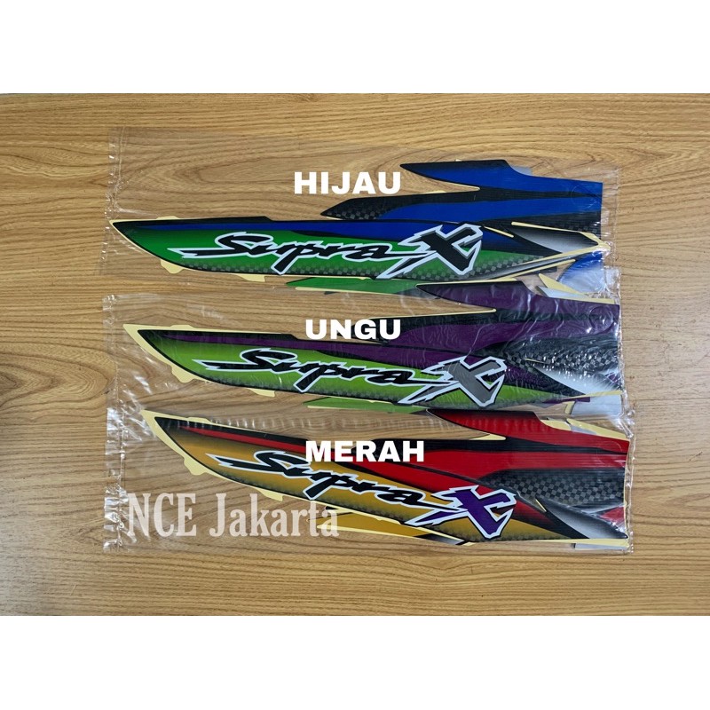 STIKER STRIPING SUPRA X 2002