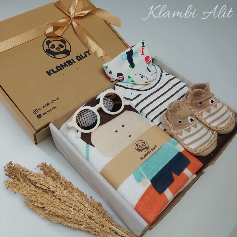 Klambi Alit Paket Hampers Bayi/ paket kado bayi/ kado lahiran / kado bayi / Baju Newborn/ Newborn Gift Set