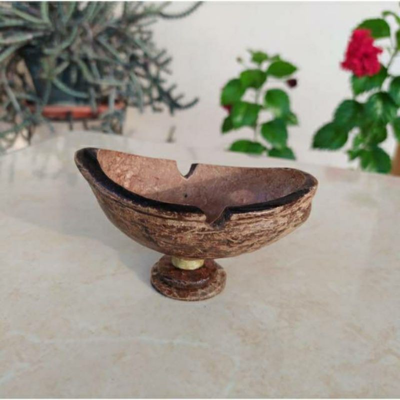 Asbak Batok Kelapa / Asbak Antik / Asbak Unik / Asbak Handmade / Barang Antik / Barang Unik/ rumah