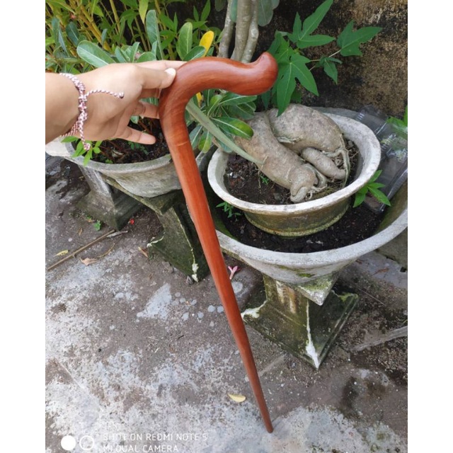 TONGKAT JALAN KAYU NAGASARI BERTUAH PANJANG 100CM