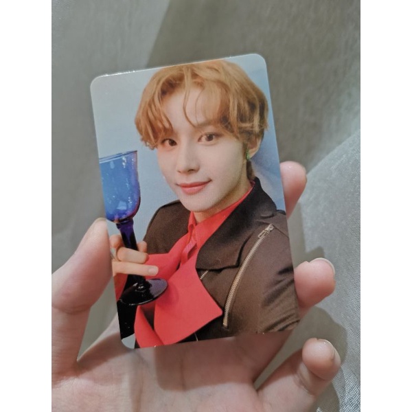 Jungwoo Resonance Arrival photocard