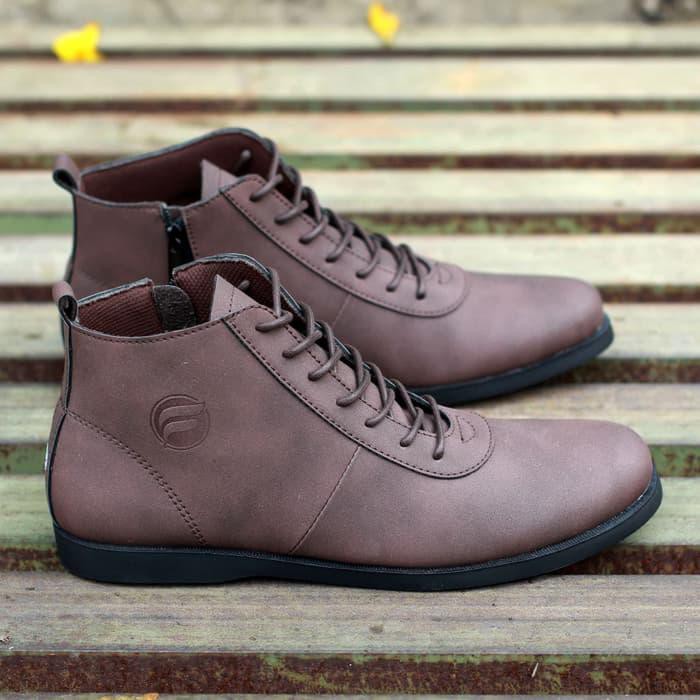 SEPATU BOOTS PRIA CASUAL MODEL BRODO KICKERS JOGGER SEMI KULIT