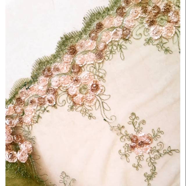 Tile brokat semi perancis halus bunga 3d
