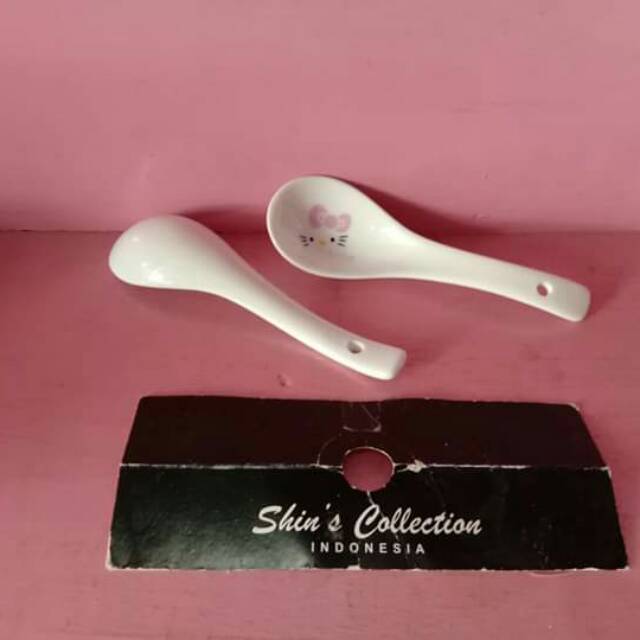 Sendok bebek keramik motif hello kitty