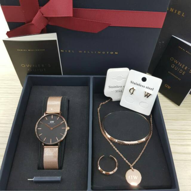 Jam tangan wanita petite paket cuff lengkap