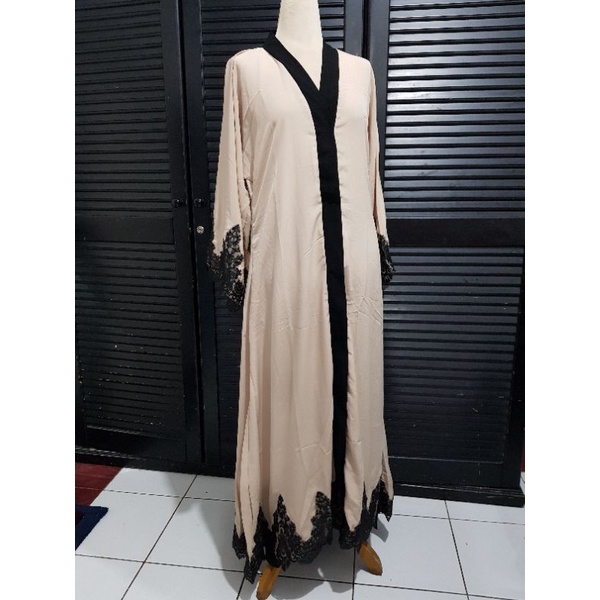 4 season hijab L gamis abaya belum pernah dipakai