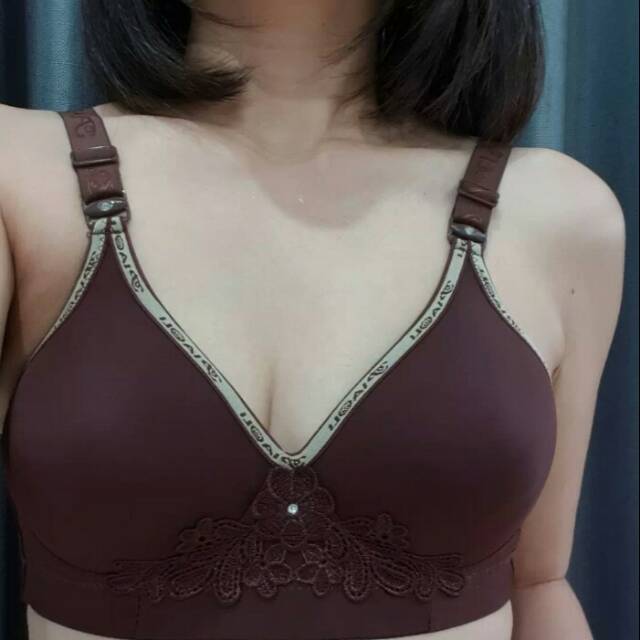 2 pcs bh sexi cantik busa kancing tiga