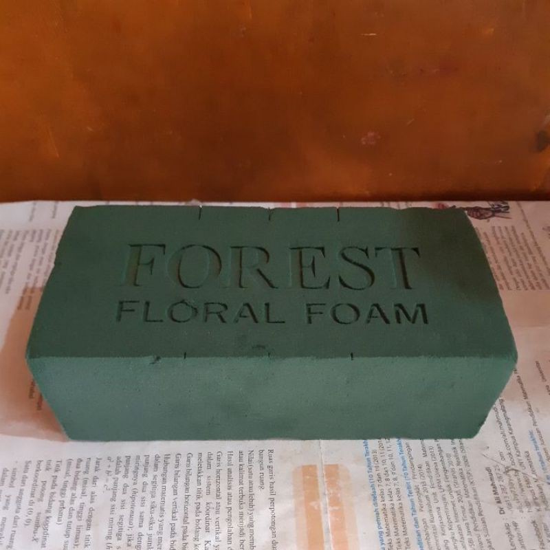 

floral foam,