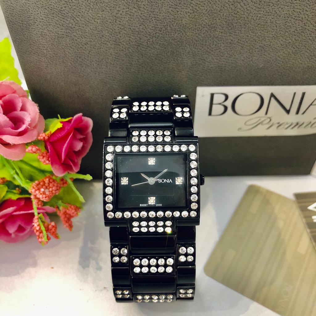 Limited Stock Jam Tangan Wanita Original Brand BONIA B597-2737s Ladies Watch Model Case Segi Empat Material Case Stainless Steel Wanita Strap Stainless Steel Aplikasi Diamond Water Resistant Garansi 1Tahun+Box Original Dan Kartu Garansi