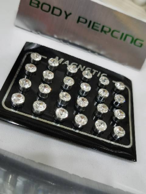 ANTING MAGNET PERMATA COWOK CEWEK AT16