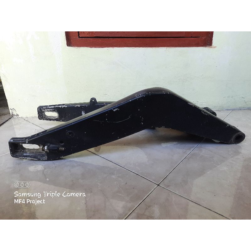 Swim arm sapitan copotan cagiva mito 125 bahan alumunium bukan limbah moge