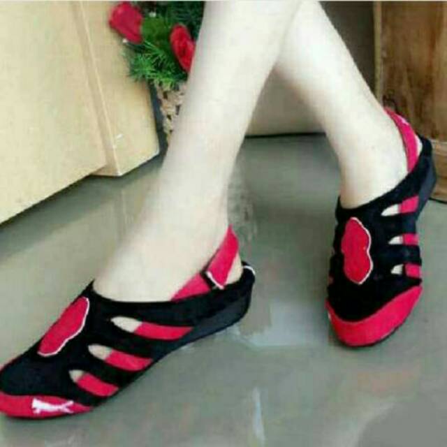 Sendal flat shoes puma