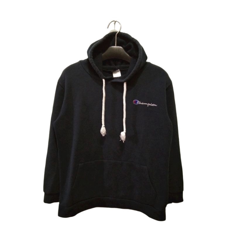 HOODIE CHAMPION dan CN GUESS