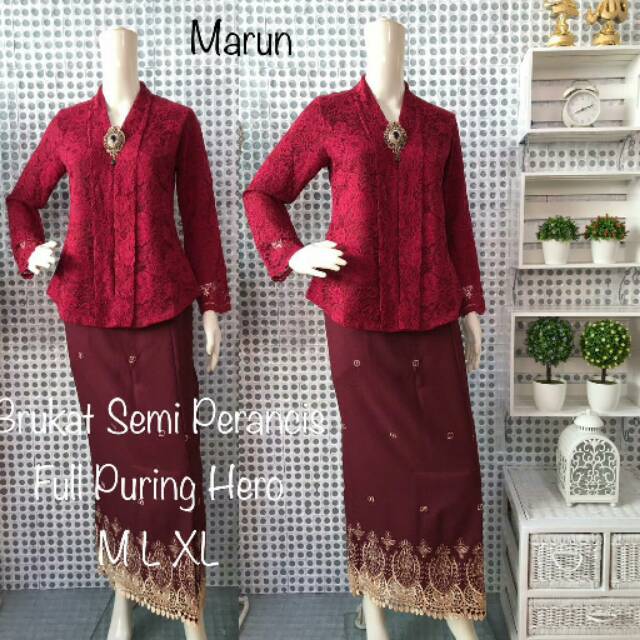 Setelan brukat (atasan brukat + rok span bordir)