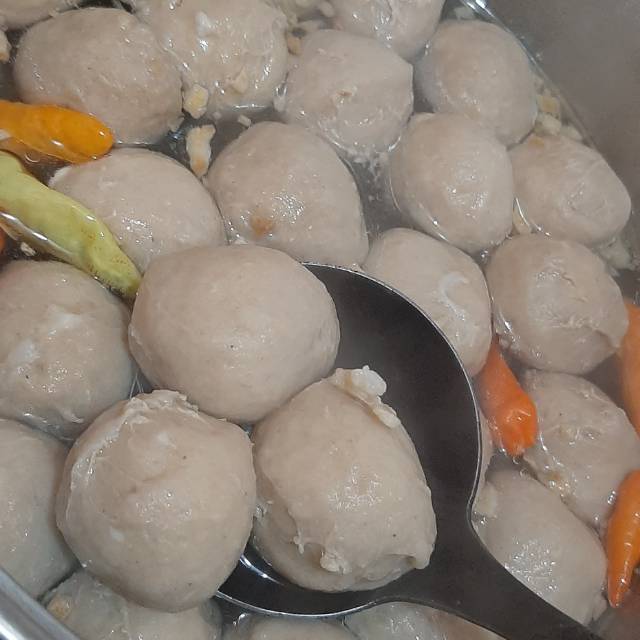 

Bakso sapi aseli isi 50pcs ada urat-uratnya