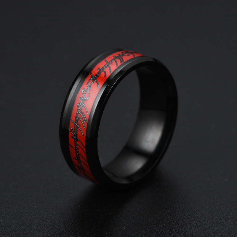 Cincin Baja Titanium Hitam Merah Fashion Eropa Dan Amerika